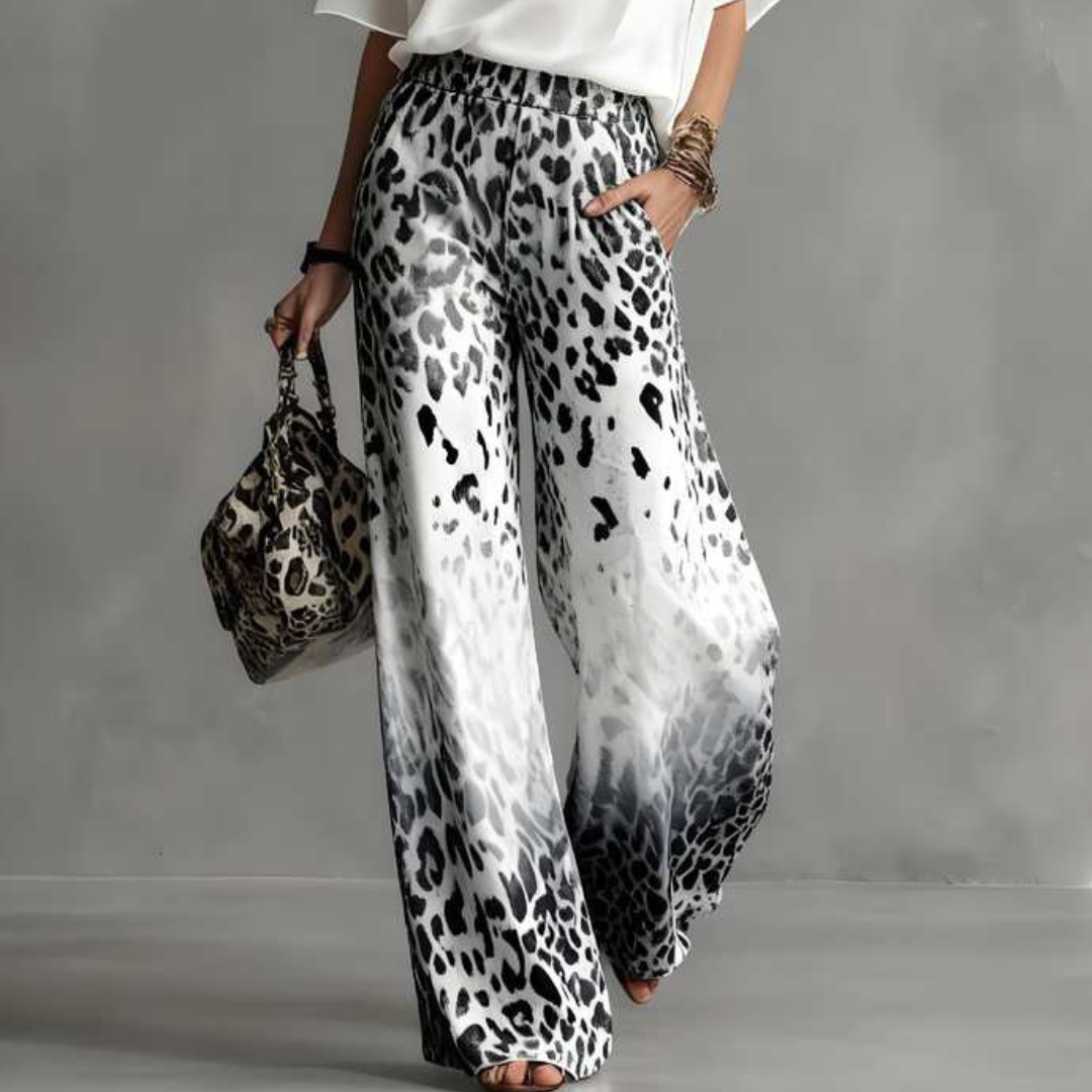 Fiorella | Completo Blusa Bianca e Pantalone Leopardato