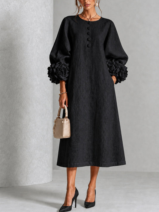 Cecilia | Minivestido de mezcla de lino con puños de rosas, negro