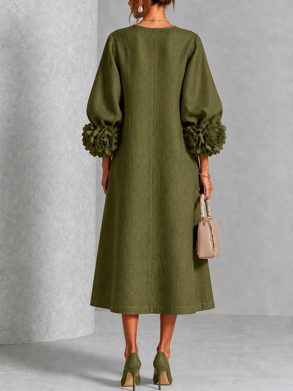 Gaia | Minivestido de mezcla de lino con puños rosas, verde oliva